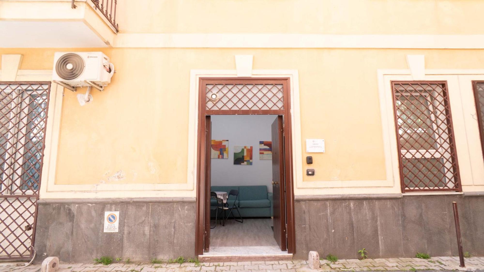 Casa Vacanze Alma B&B Grazioso Appartamento Sul Lungomare Di Pozzuoli A 300Mt Dal Centro E Dal Rione Terra By Movery エクステリア 写真
